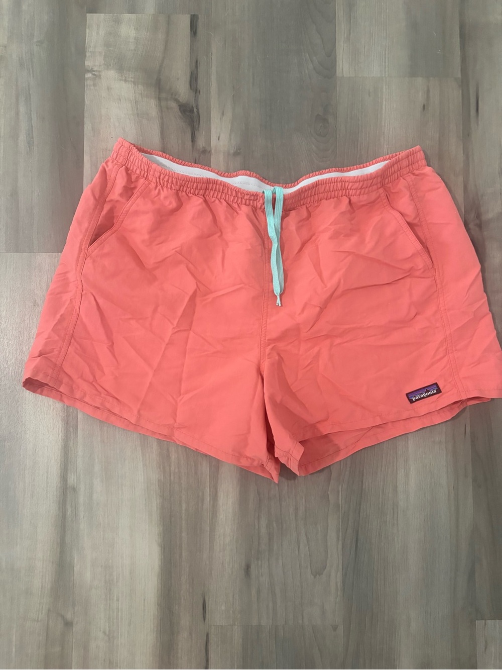 Patagonia Coral Drawstring Women's Athletic Shorts size XL